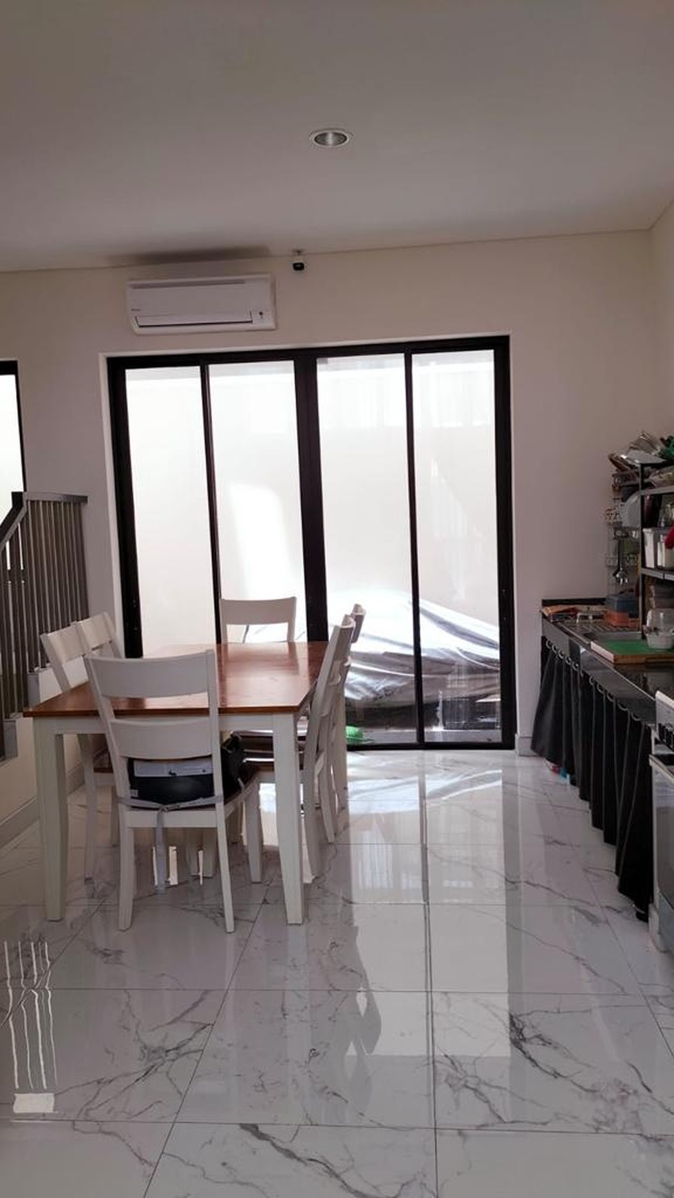 Rumah cantik  Cluster Semayang di JGC  Cakung Jakarta Timur