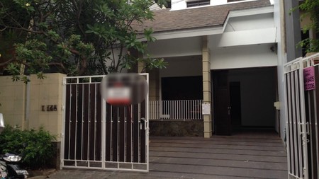 Rumah 2,5 lantai di Villa Gading Indah Kelapa Gading