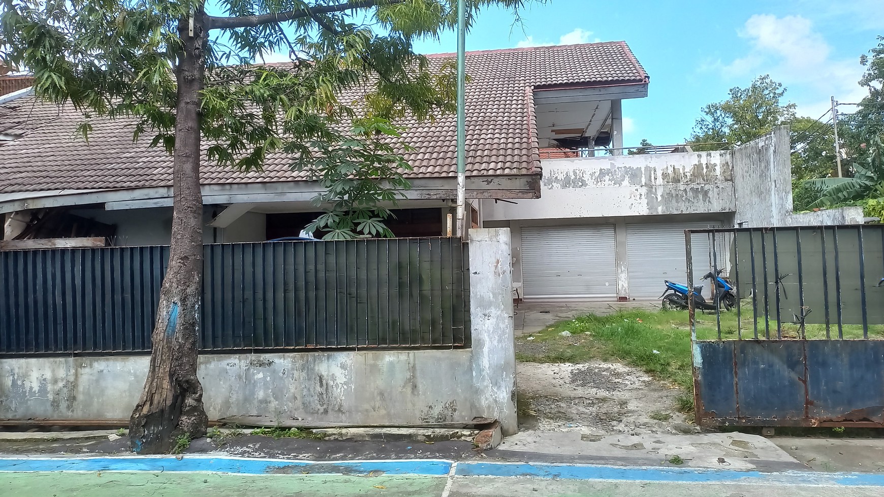 Dijual Rumah tua hitung tanah murah di Jakarta Pusat