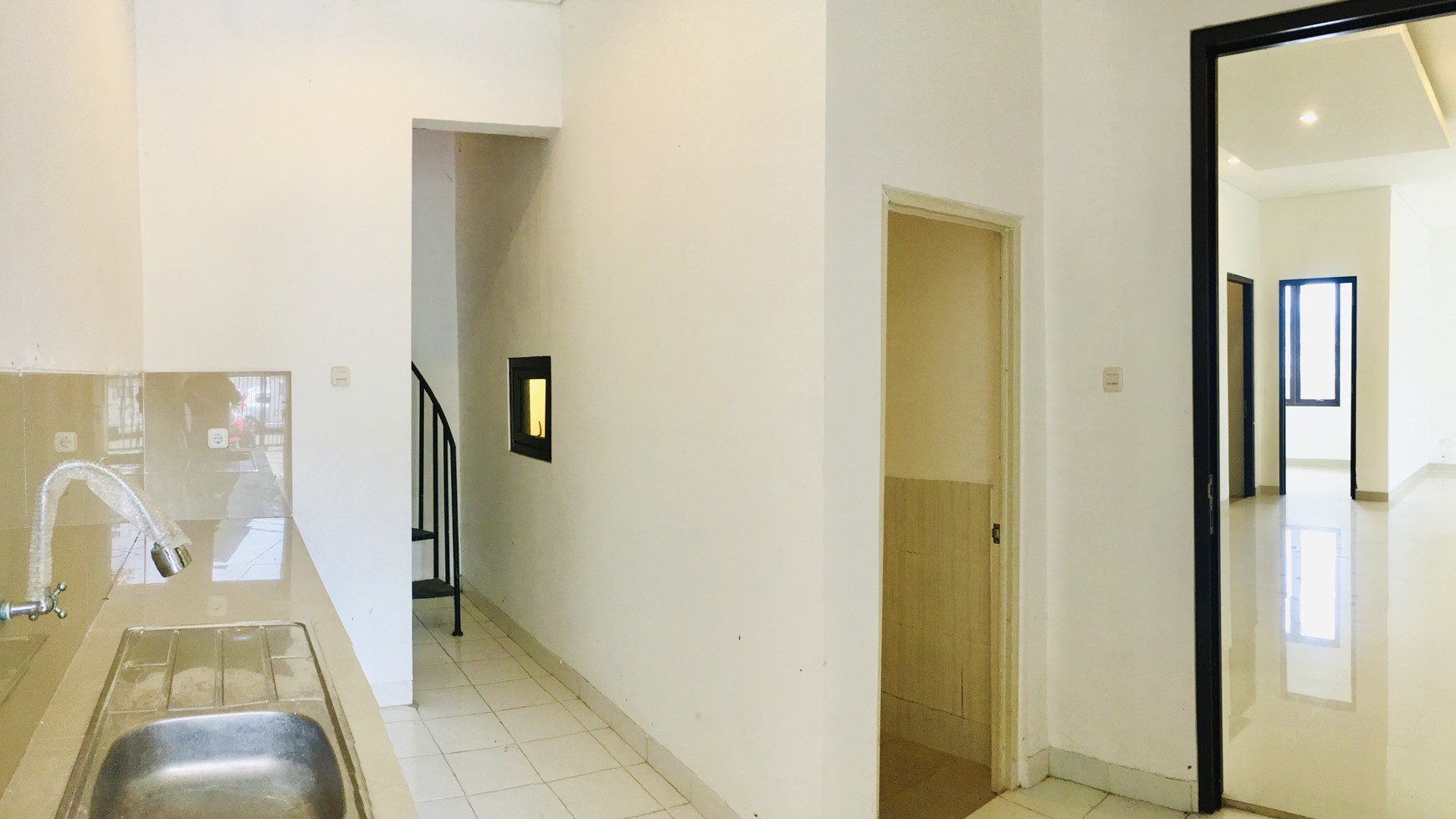 DIJUAL RUMAH DI PURI GADING ALAM RAYA BEKASI