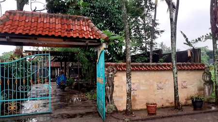 Rumah di Tugu Asri Yogyakarta