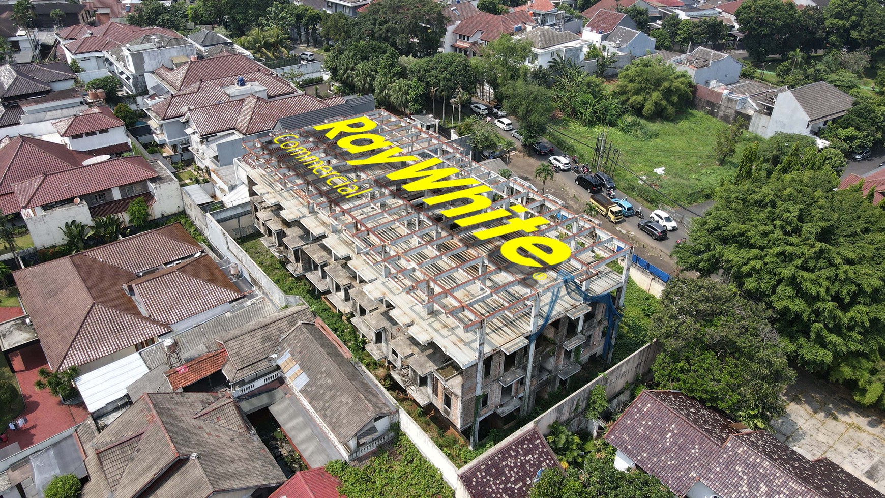 Dijual Kavling Komersial Pinggir Jalan Luas 2020m Cocok untuk usaha di Lebak Bulus Jakarta Selatan.