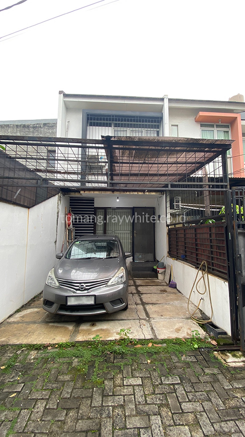 Rumah 2 lantai Bojong Residence. Akses jln tol, menjangkau Mall Puri. Turun harga, dijual di bawah harga appraisal bank.