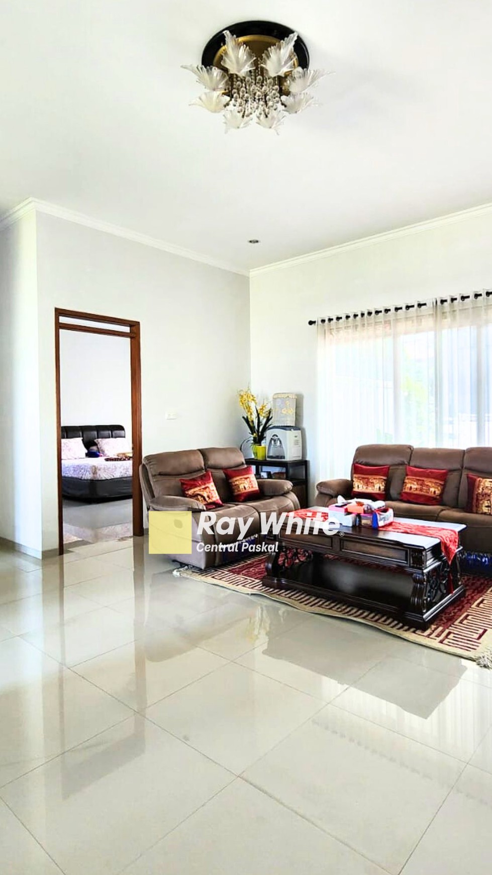 DIJUAL RUMAH MINIMALIS DESIGN LUXURY DAERAH SETIABUDI REGENCY