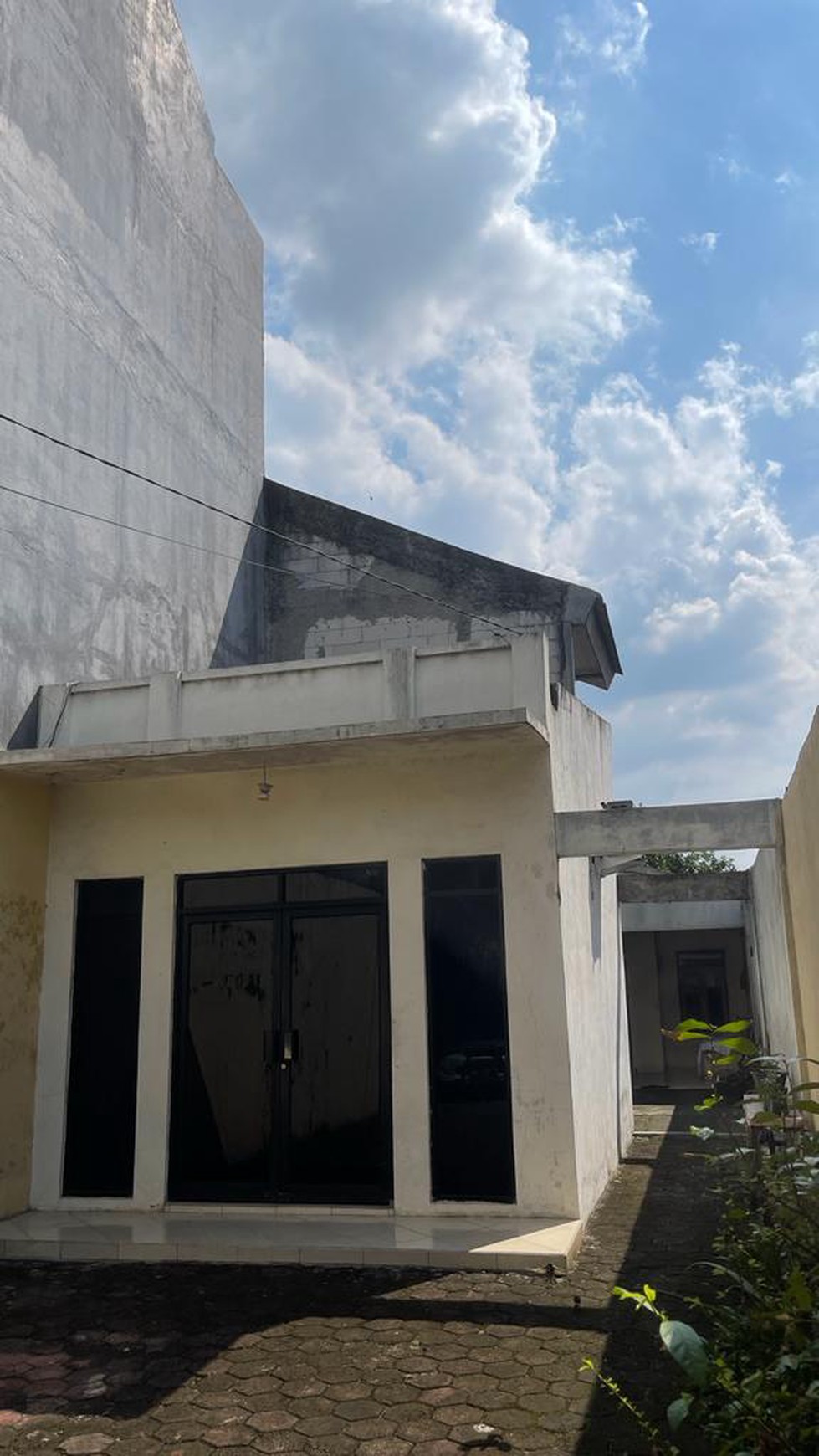 Rumah Lokasi Strategis & Bisa Untuk Ruang Usaha @Rempoa