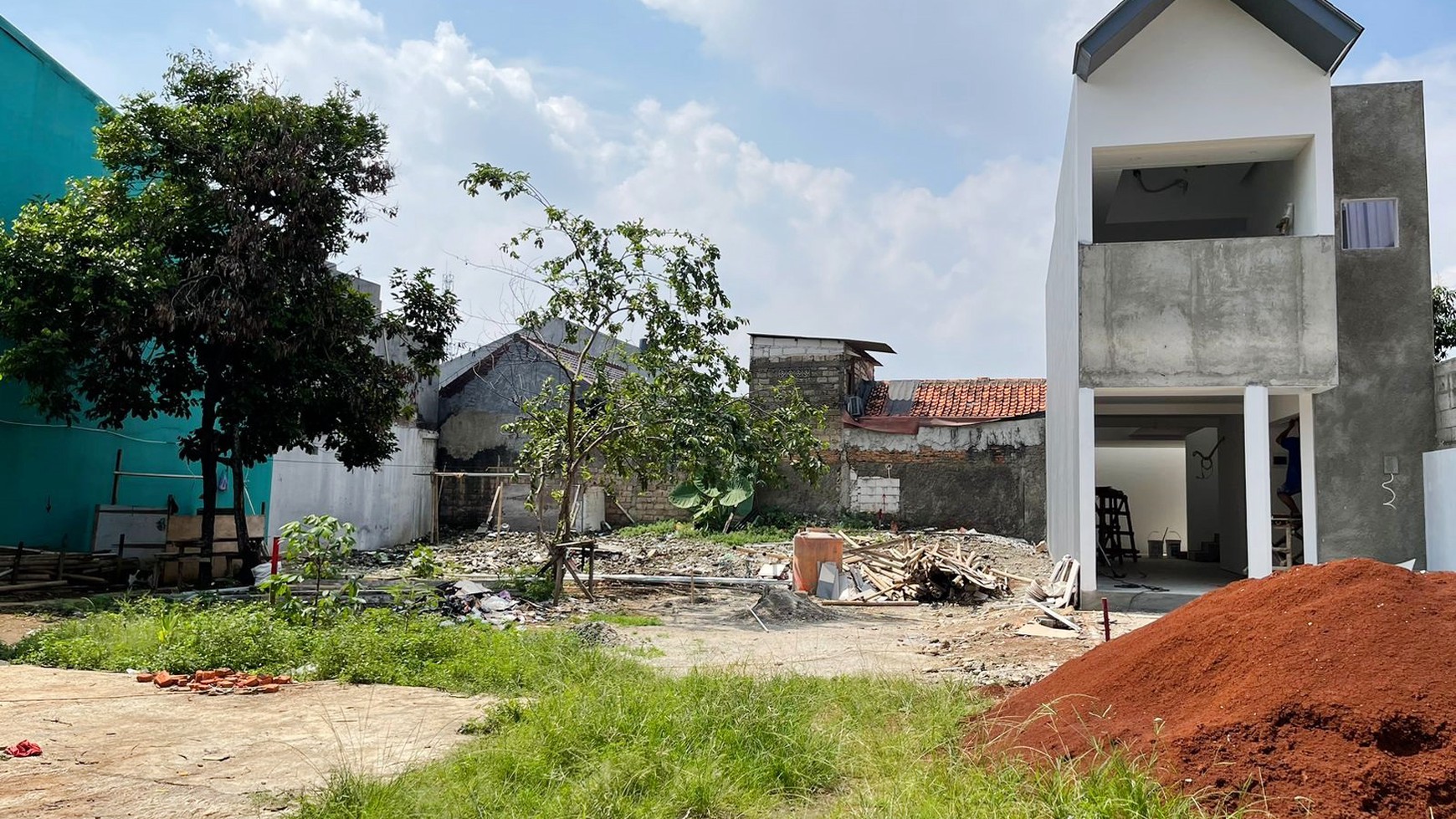 Rumah Baru,siap huni di Kawasan Ceger, Pondok Aren.