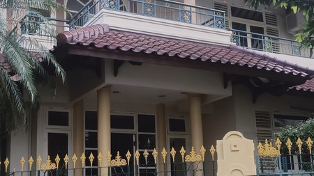 Dijual rumah Lux siap huni di Bintaro