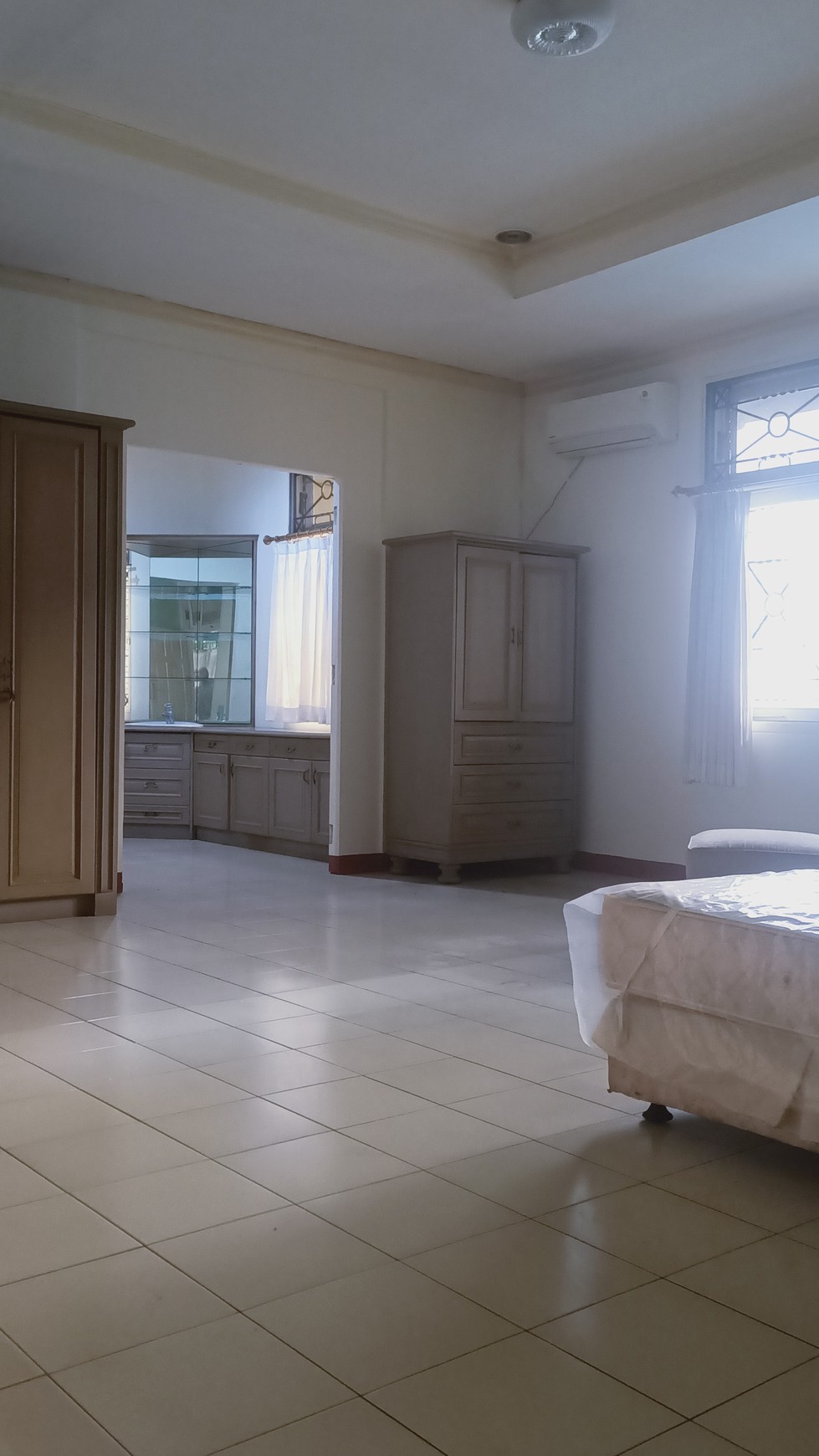 Dijual rumah Lux siap huni di Bintaro