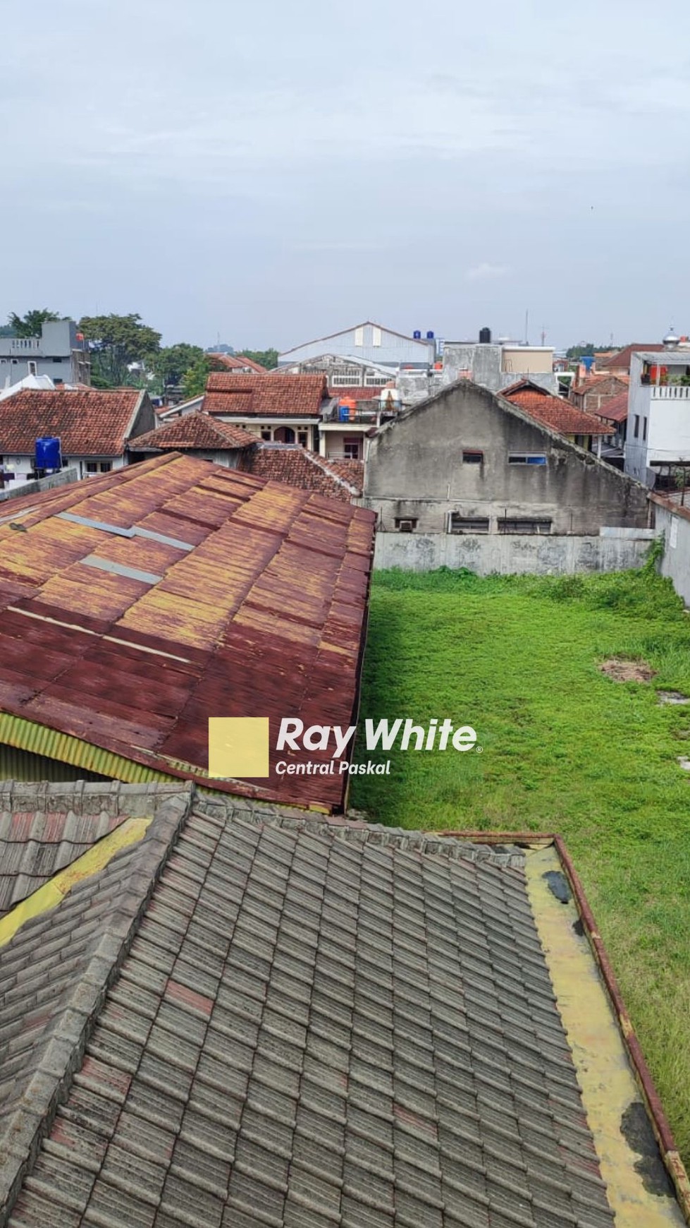 Dijual Ruang Usaha, tempat tinggal dan gudang di Ibrahim Adjie