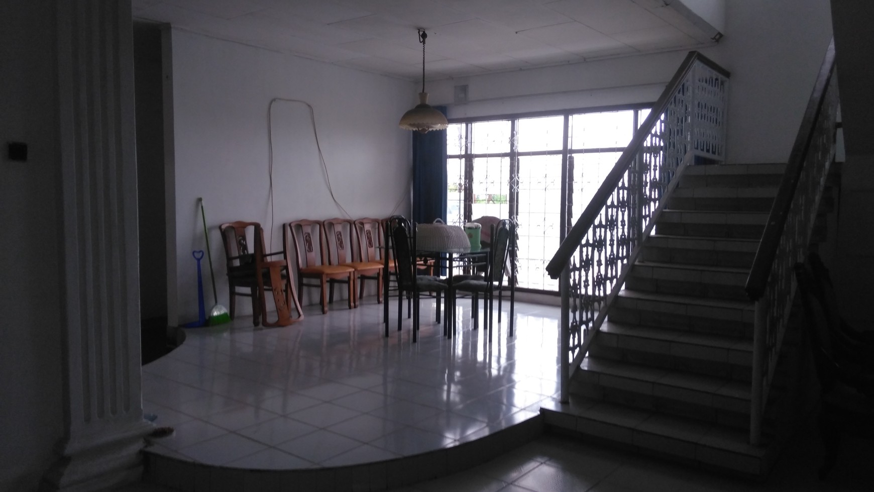 Di jual rumah di cisalak depok harga nego