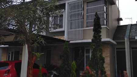 Di jual rumah cantik siap huni di metland transyogi