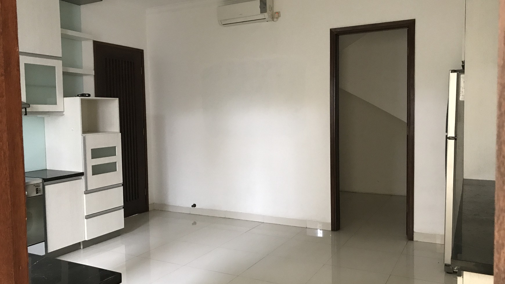 Beautiful Townhouse For Rent at Kemang