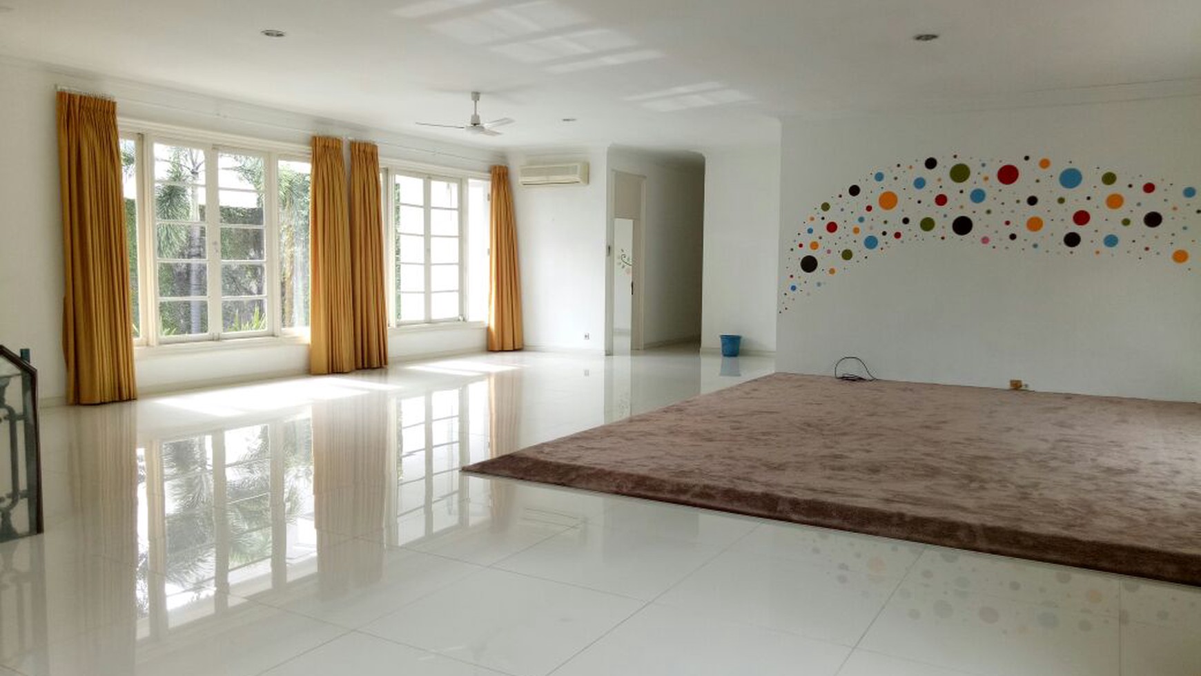 Bright, Modern and stylish house in Kebayoran Baru - Senayan