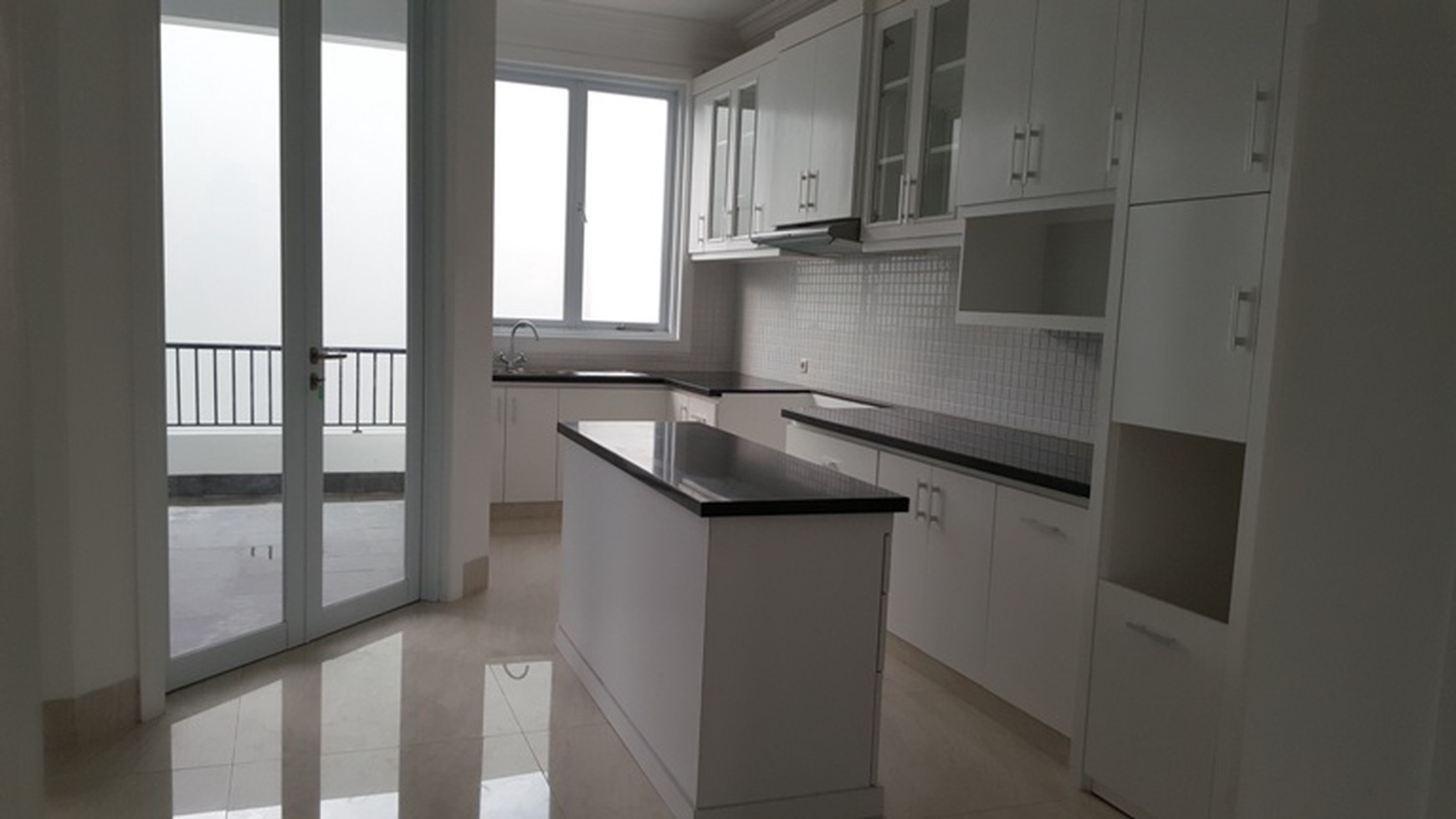 Brand New and ModernTownhouse in Kemang