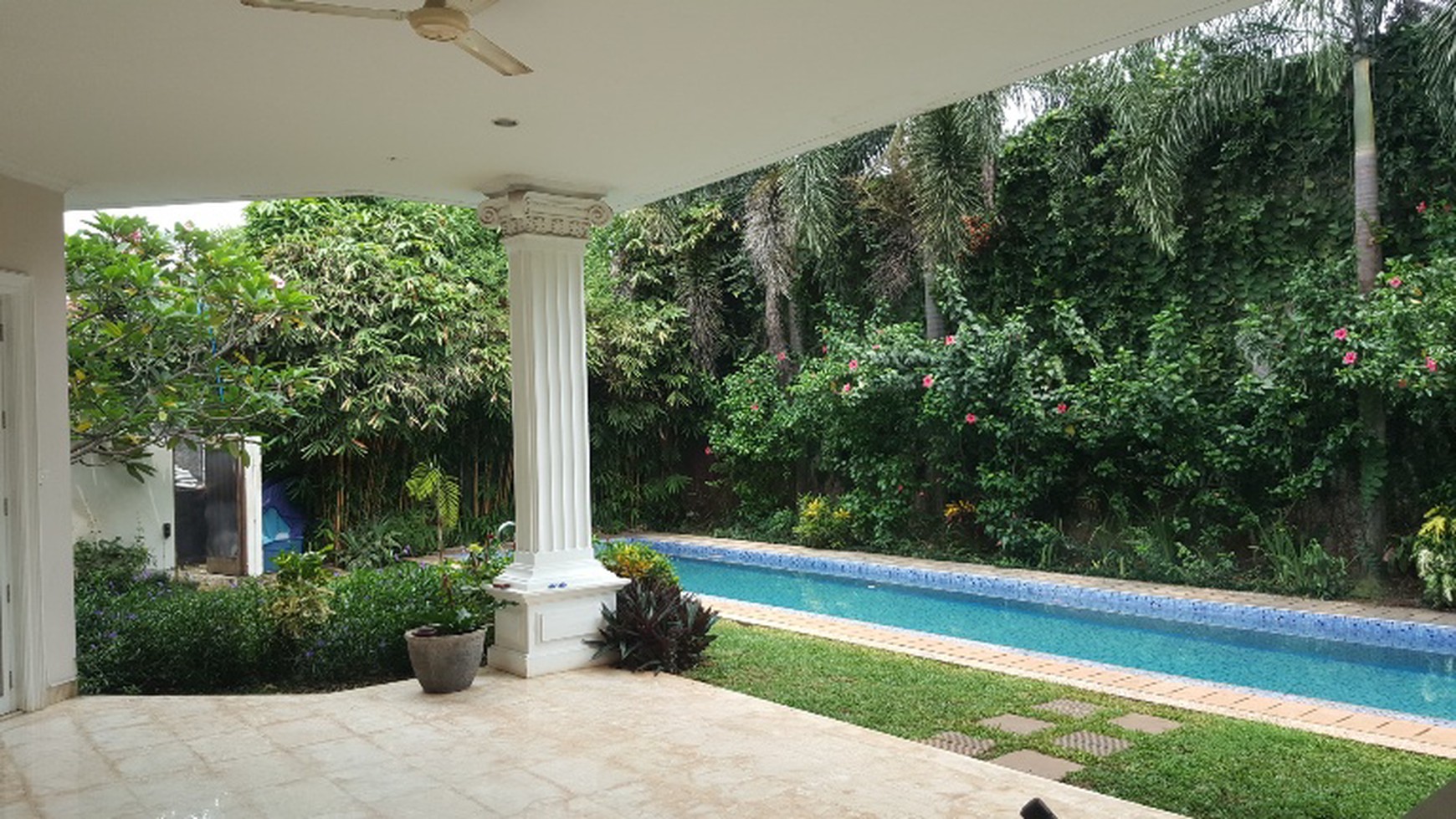 Big, BRIGHT, Luxury House in the most Favorite area of Kemang Dalam