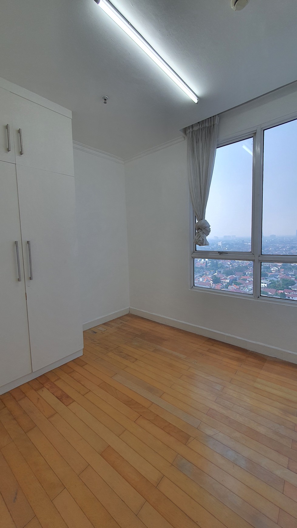 Bright Apartment in Prestige Area 