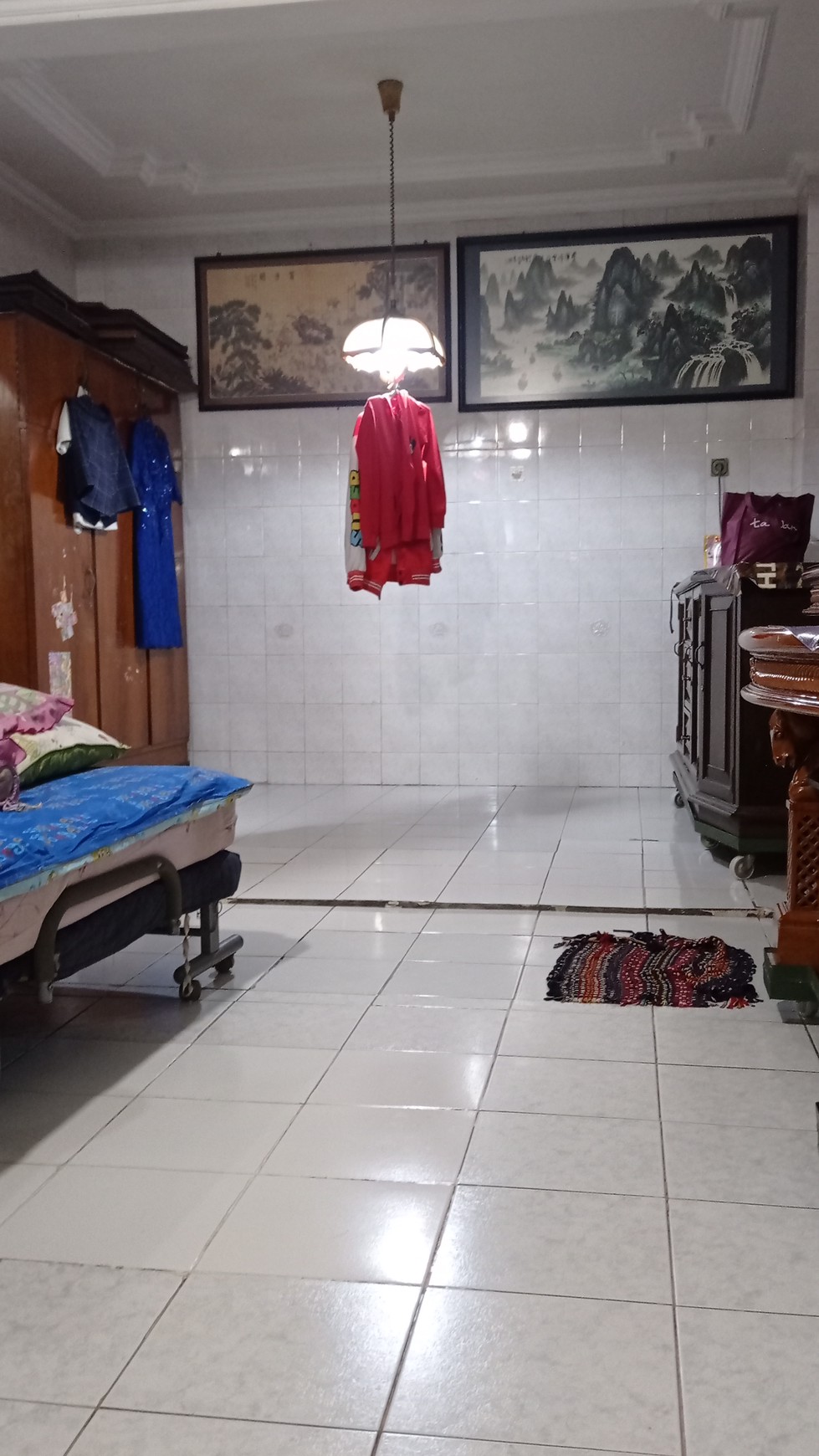 DiJual Rumah Jl Ogan,dekat Diponegoro