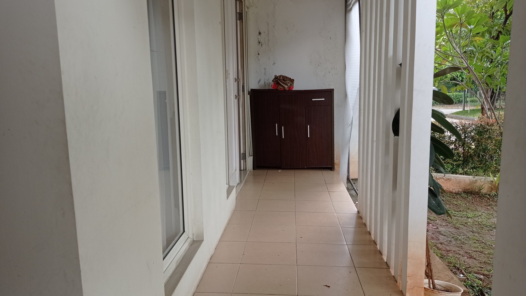 Dijual rumah area Serpong Utara Tangerang Selatan Banten. Perumahan Residence One bsd city