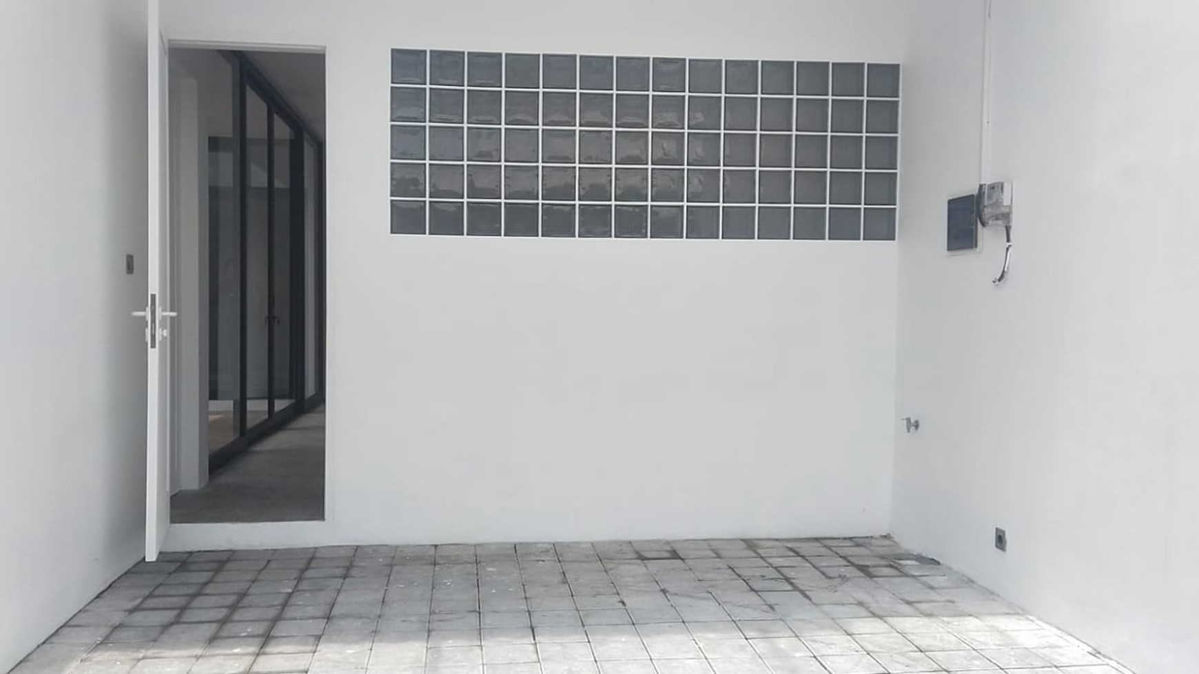 For Sale Leasehold - Brand new modern minimalist  villa  - 1 minute from Liga Tennis 