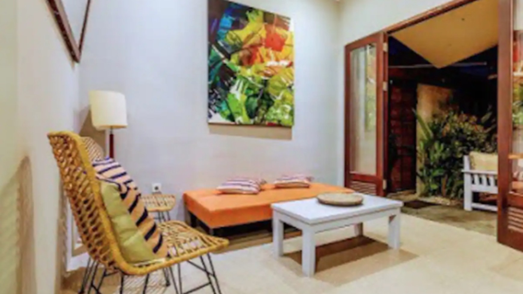 For Rent Yearly - Villa 2 bedrooms with view rice field in a strategic and busy area , Canggu