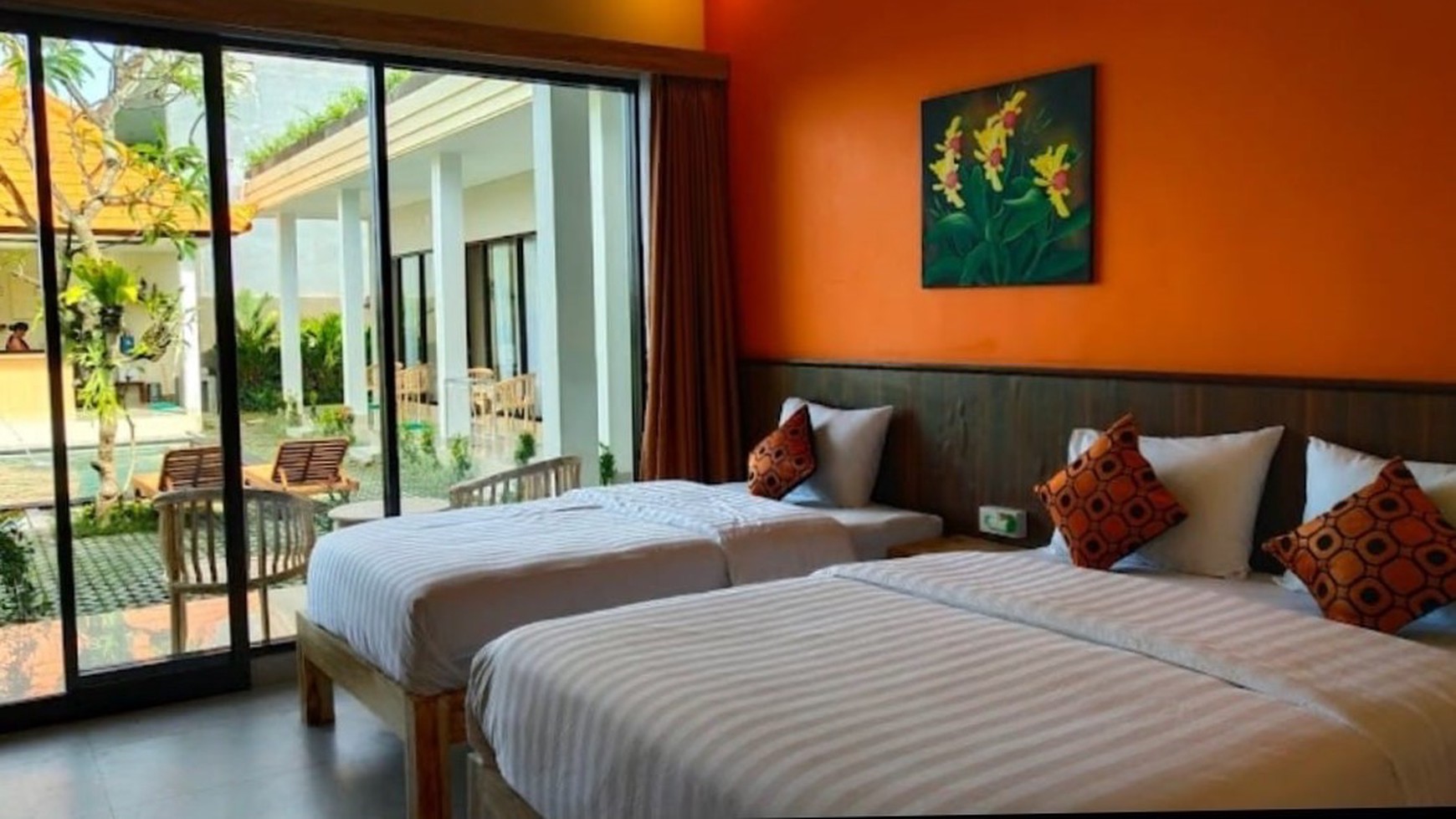 Leasehold  guest house and land in premium area  Canggu with rice field view 