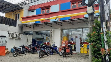 Ruko Lokasi Strategis di Bintaro.