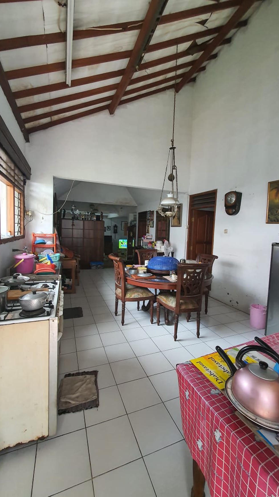 Dijual Rumah Nyaman Area Pasar Rebo