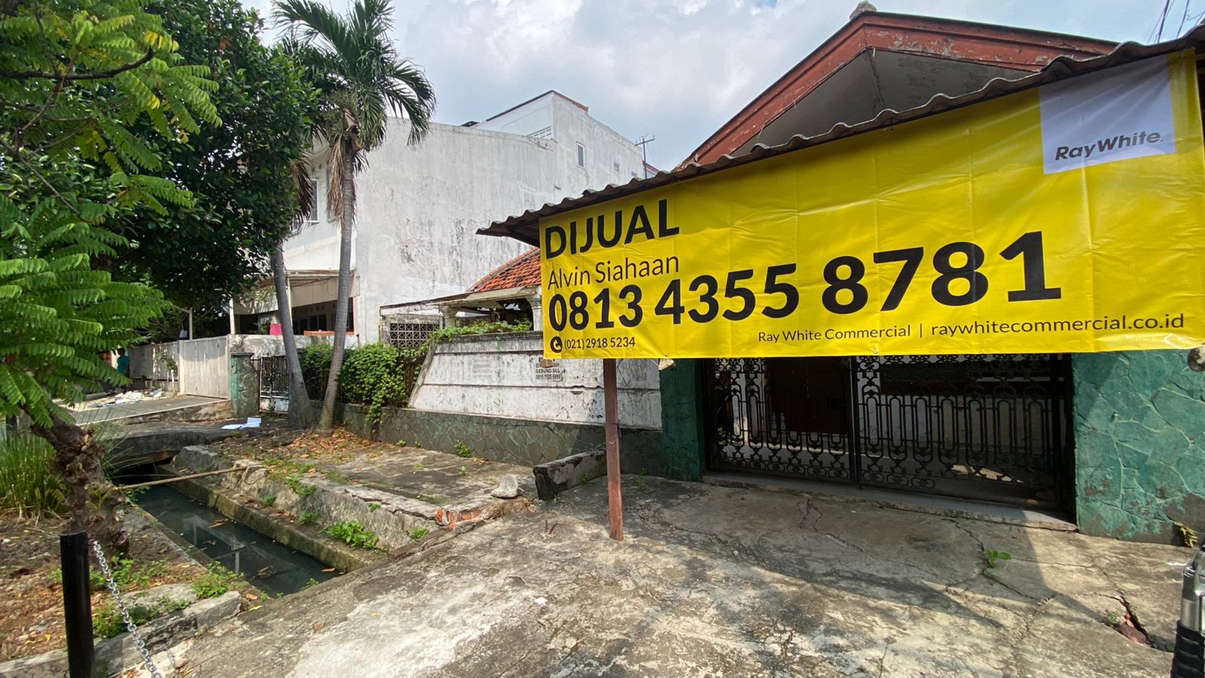 Dijual Rumah Hitung Tanah Percetakkan Negara Murah