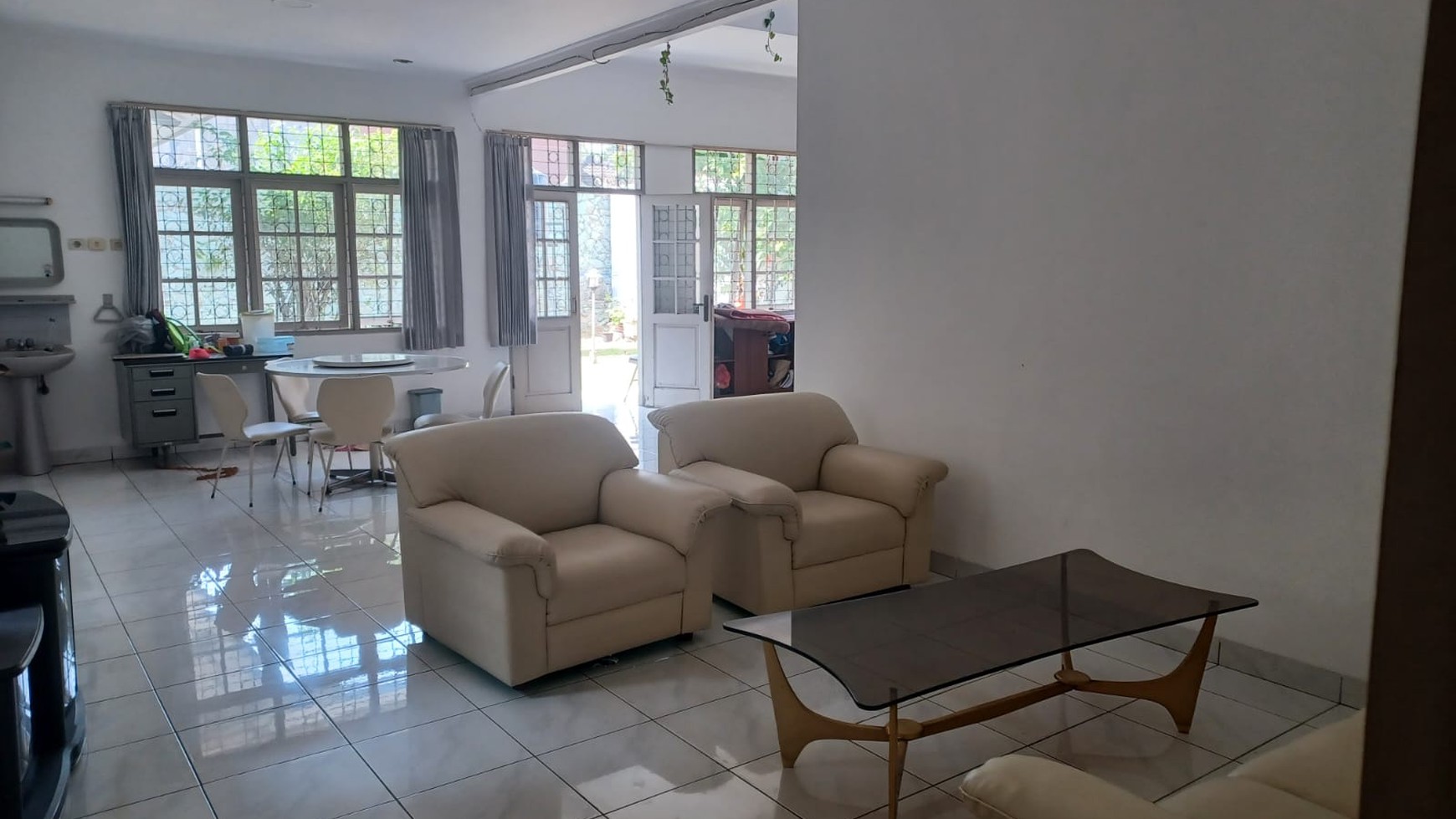 Rumah Minimalis Semi Furnished di jl Arcamanik, Bandung