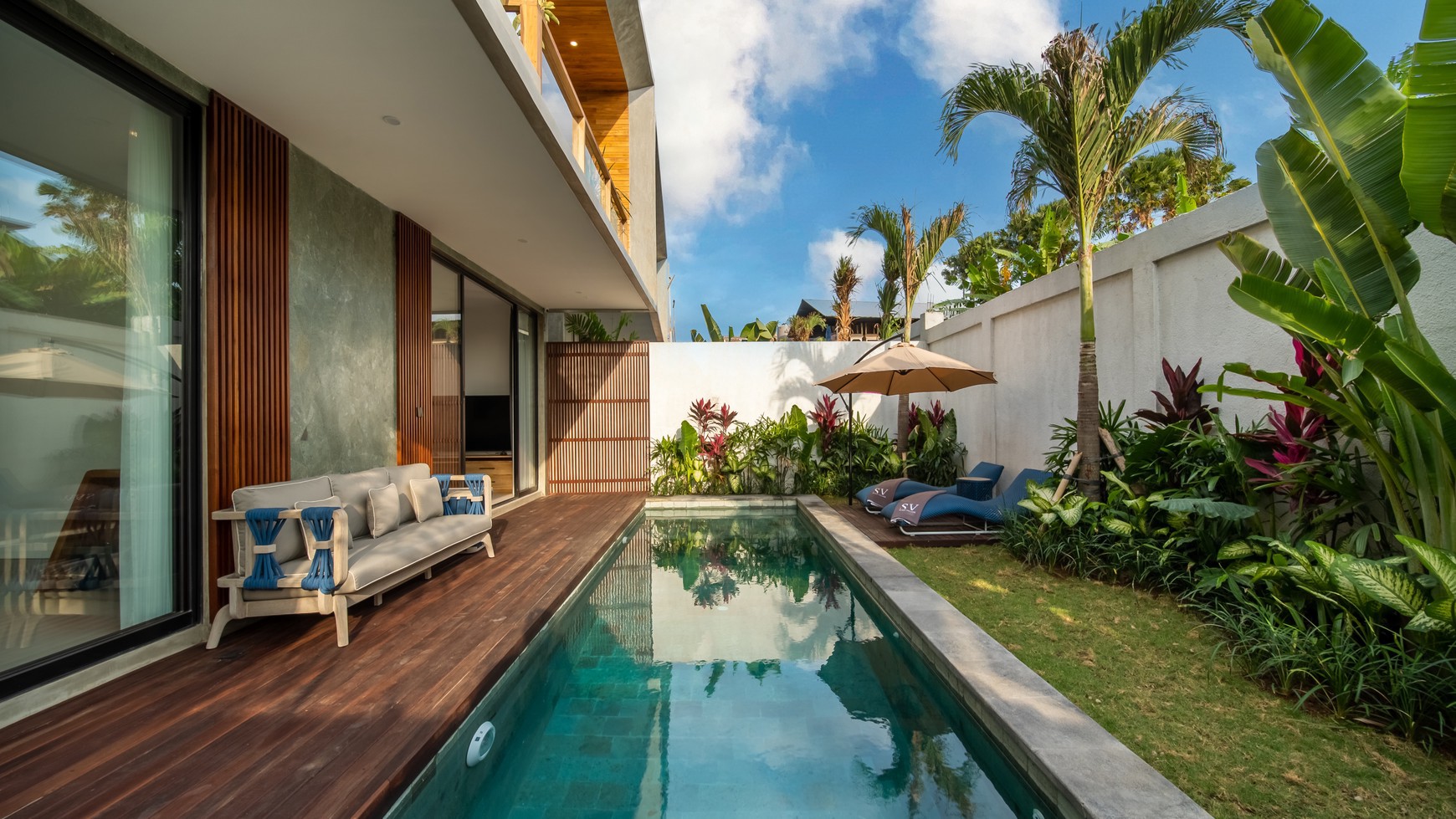 For Sale Leasehold - Brand new modern villa 3 bedrooms in the heart of Berawa - Canggu