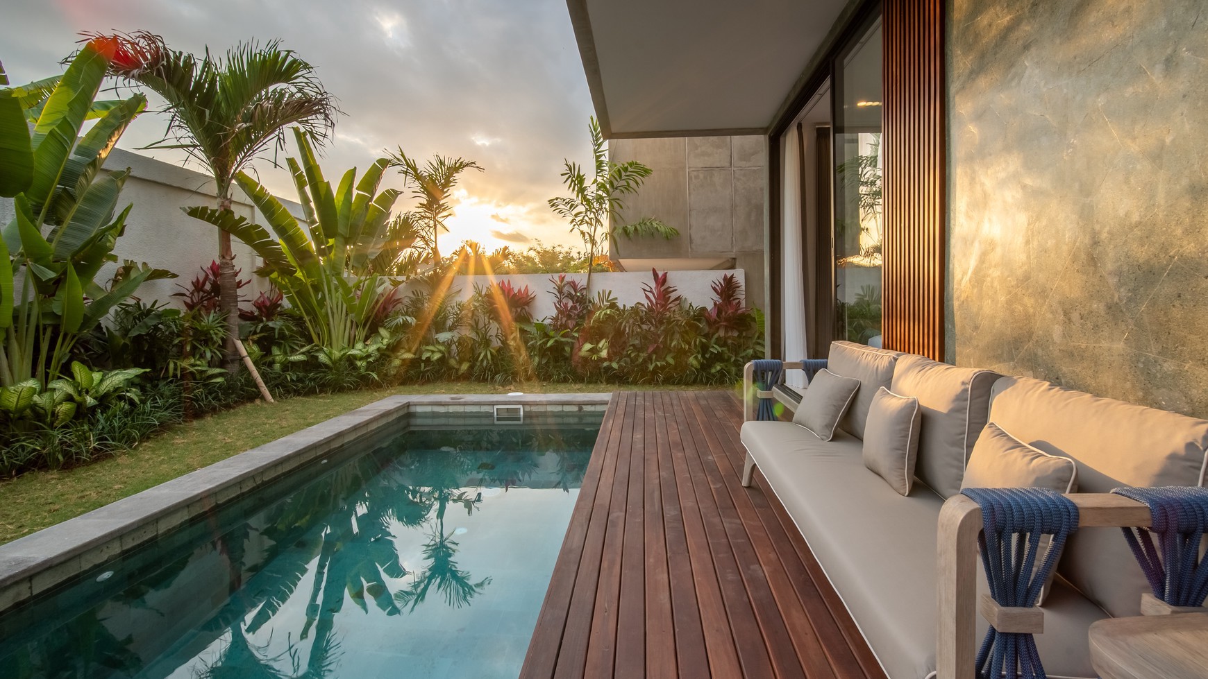 For Sale Leasehold - Brand new modern villa 3 bedrooms in the heart of Berawa - Canggu