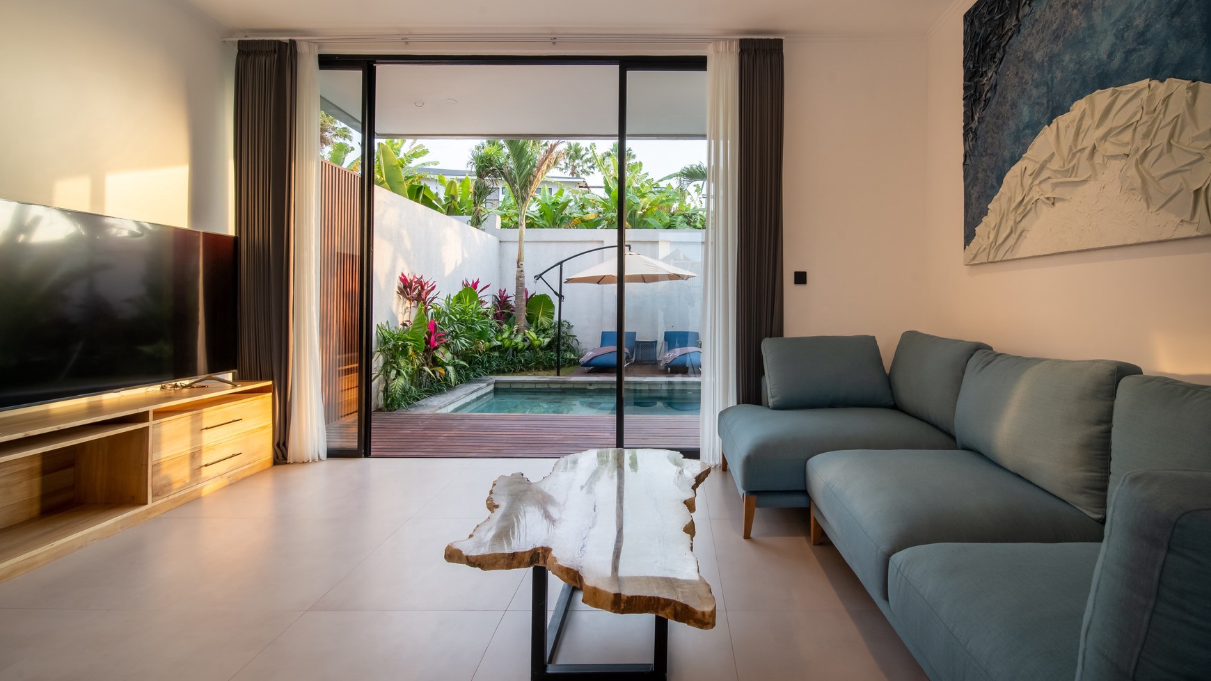 For Sale Leasehold - Brand new modern villa 3 bedrooms in the heart of Berawa - Canggu