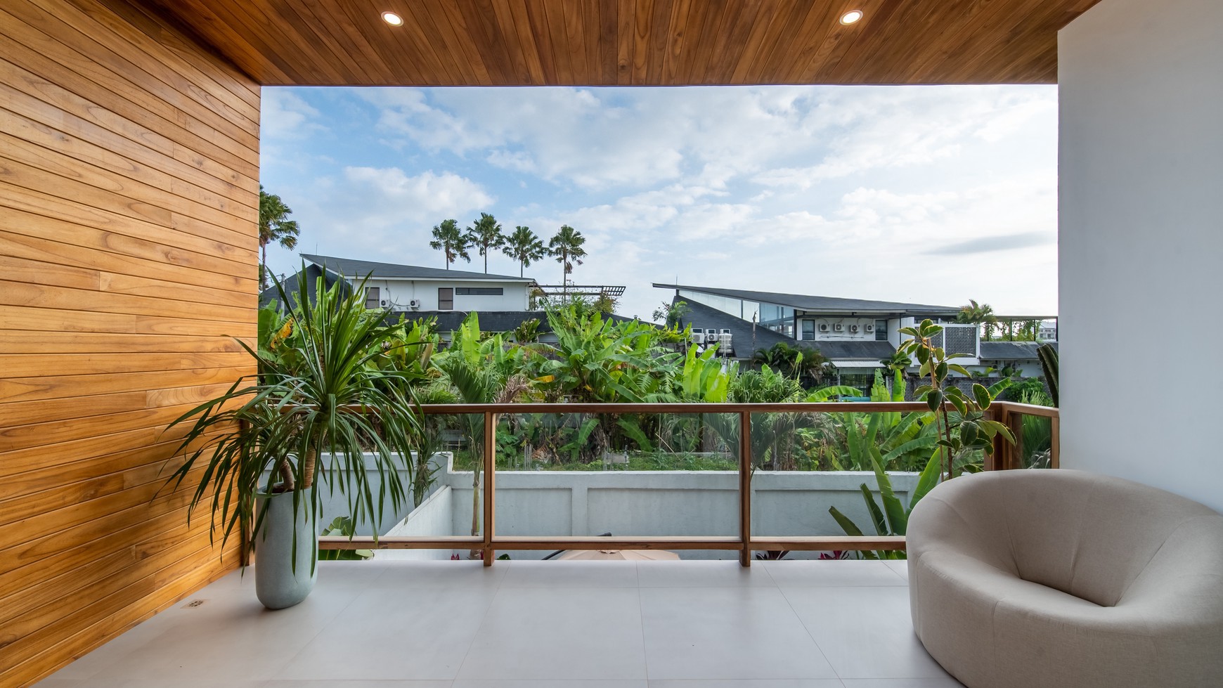 For Sale Leasehold - Brand new modern villa 3 bedrooms in the heart of Berawa - Canggu