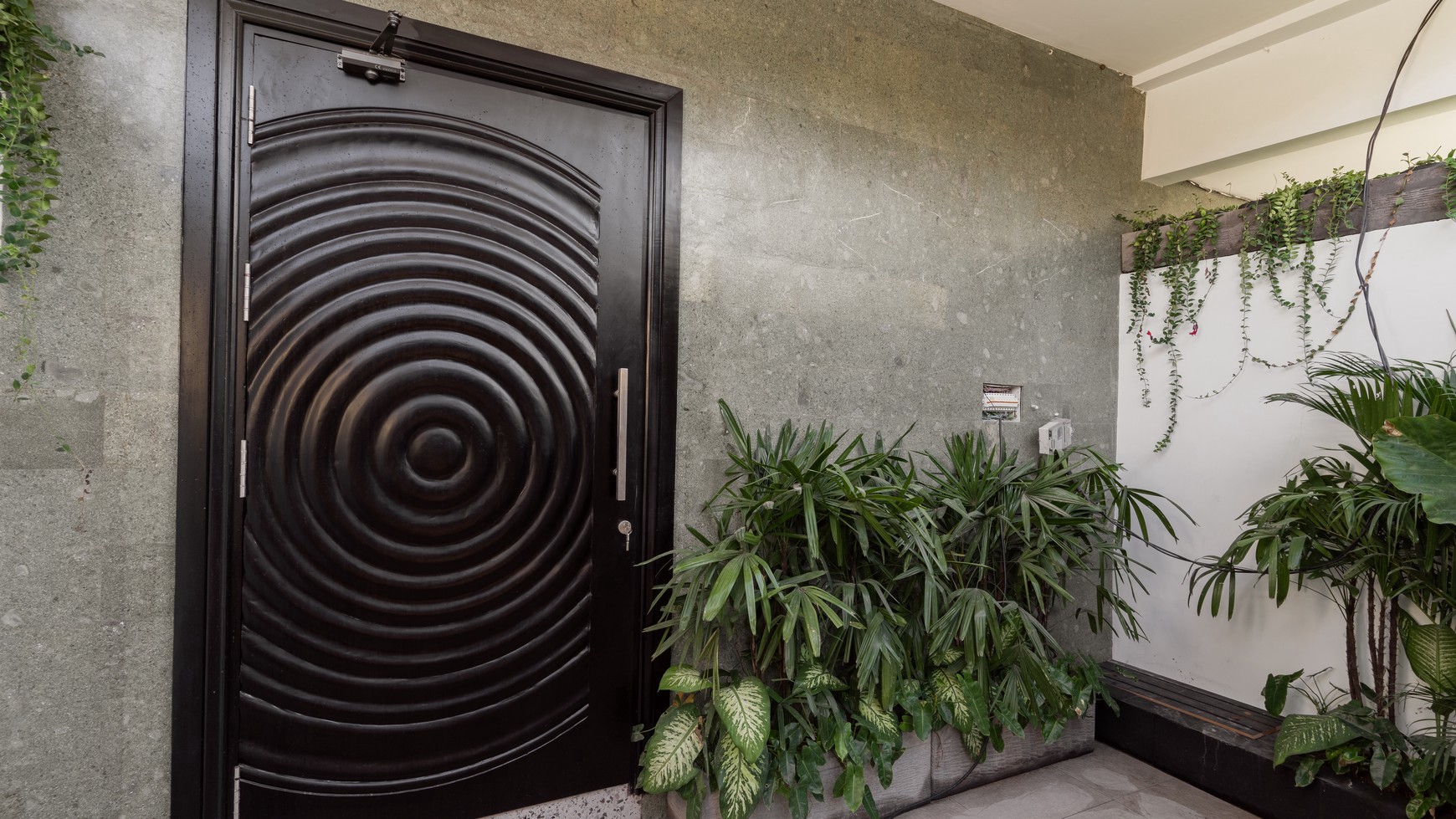 For Sale Leasehold - Brand new modern townhouse in the heart of Batu Bolong - Canggu Bali