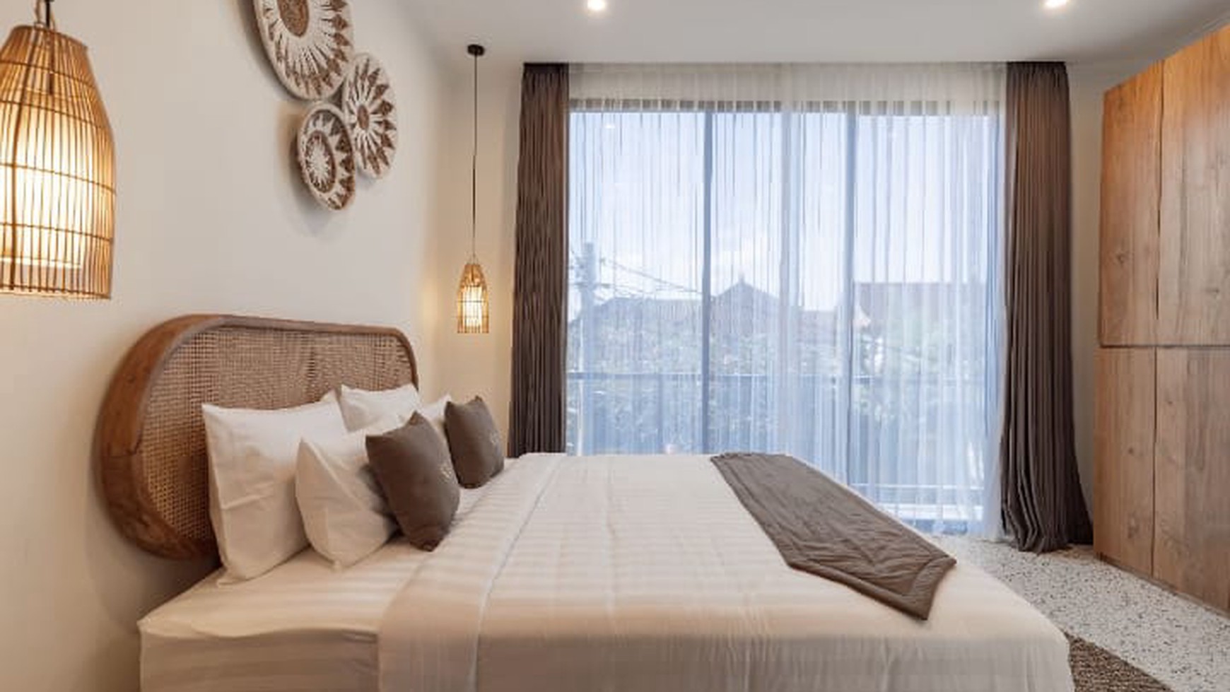 For Sale Leasehold - Brand new modern townhouse in the heart of Batu Bolong - Canggu Bali