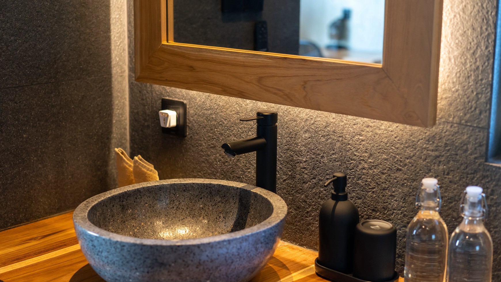 For Sale Leasehold - Brand new modern villa walking distance to Atlas and Finns Beach Club Bali