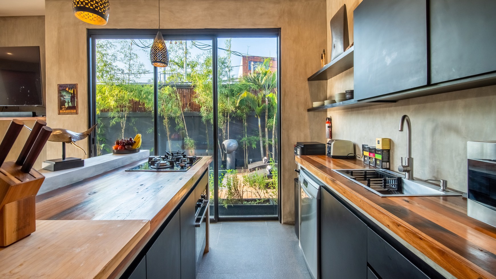 For Sale Leasehold - Brand new modern villa walking distance to Atlas and Finns Beach Club Bali