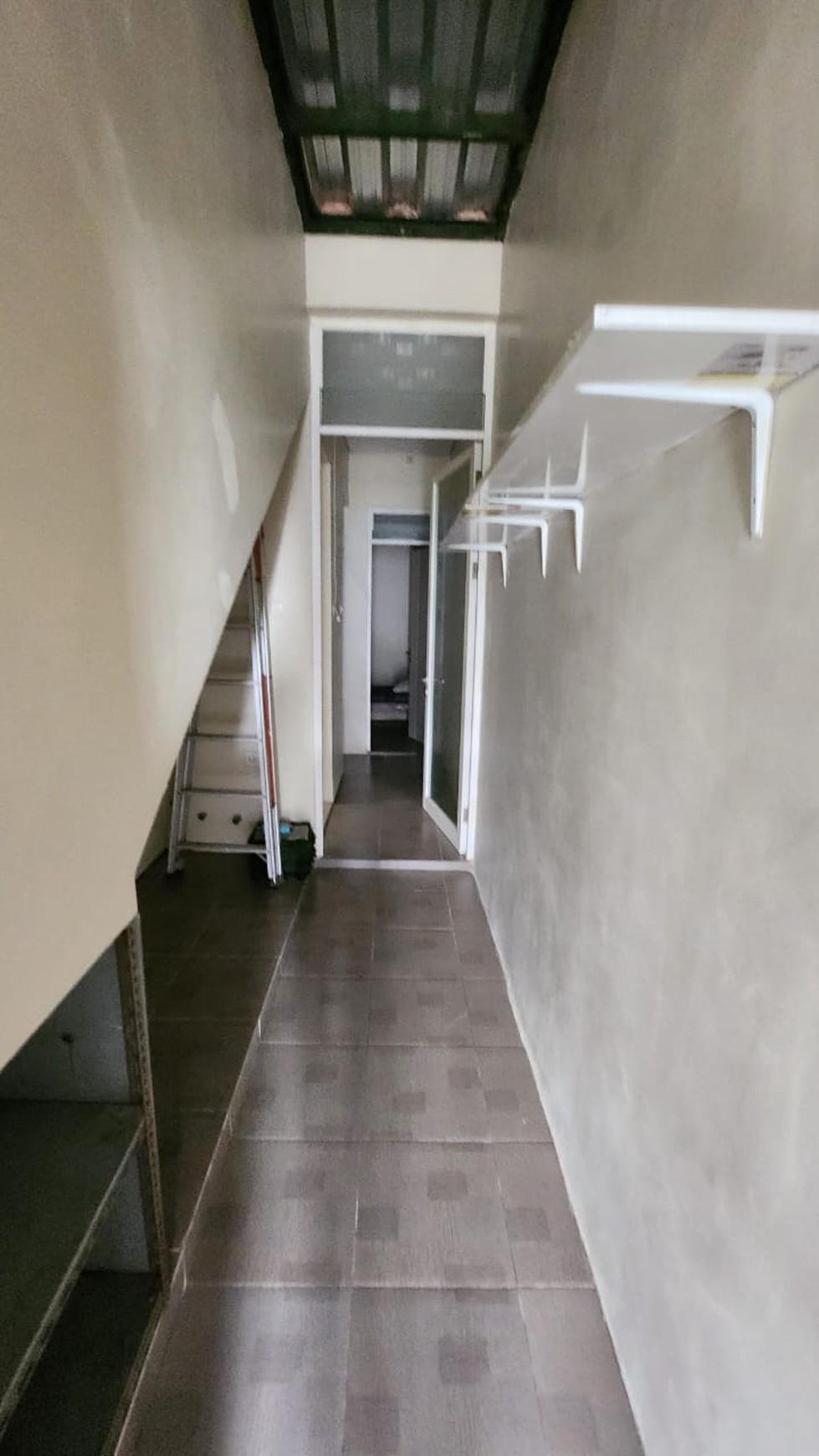 Dijual Rumah Cantik Royal Residence Siap Huni 