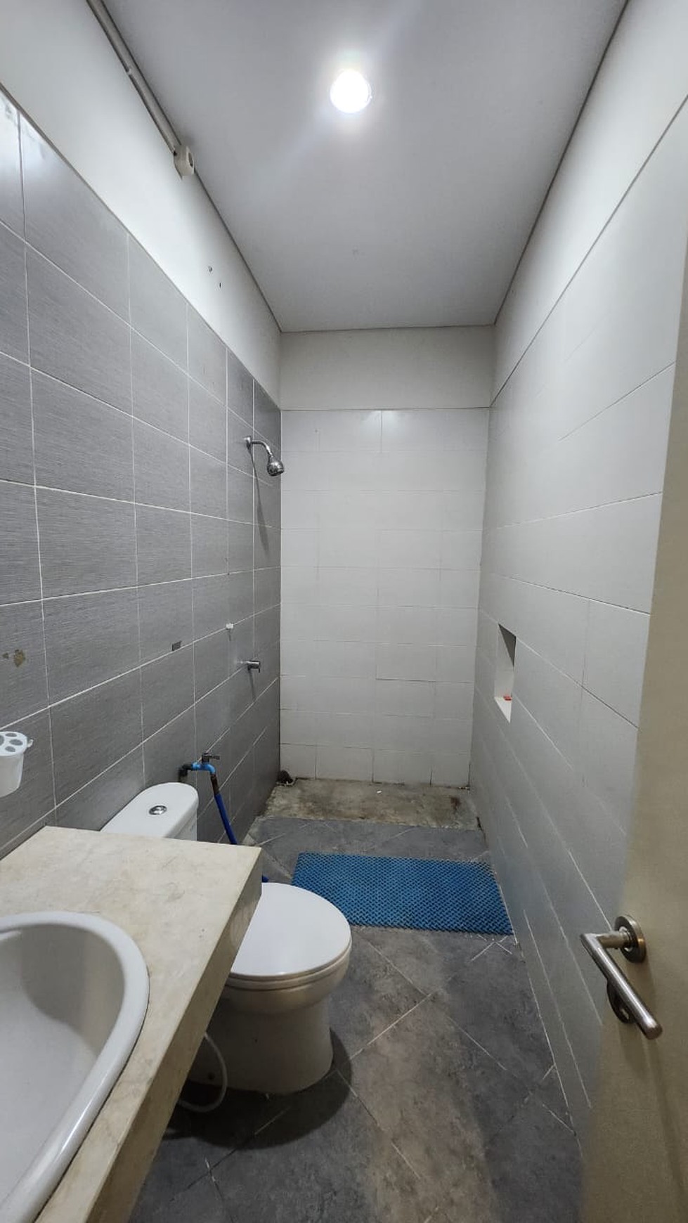 Dijual Rumah Cantik Royal Residence Siap Huni 