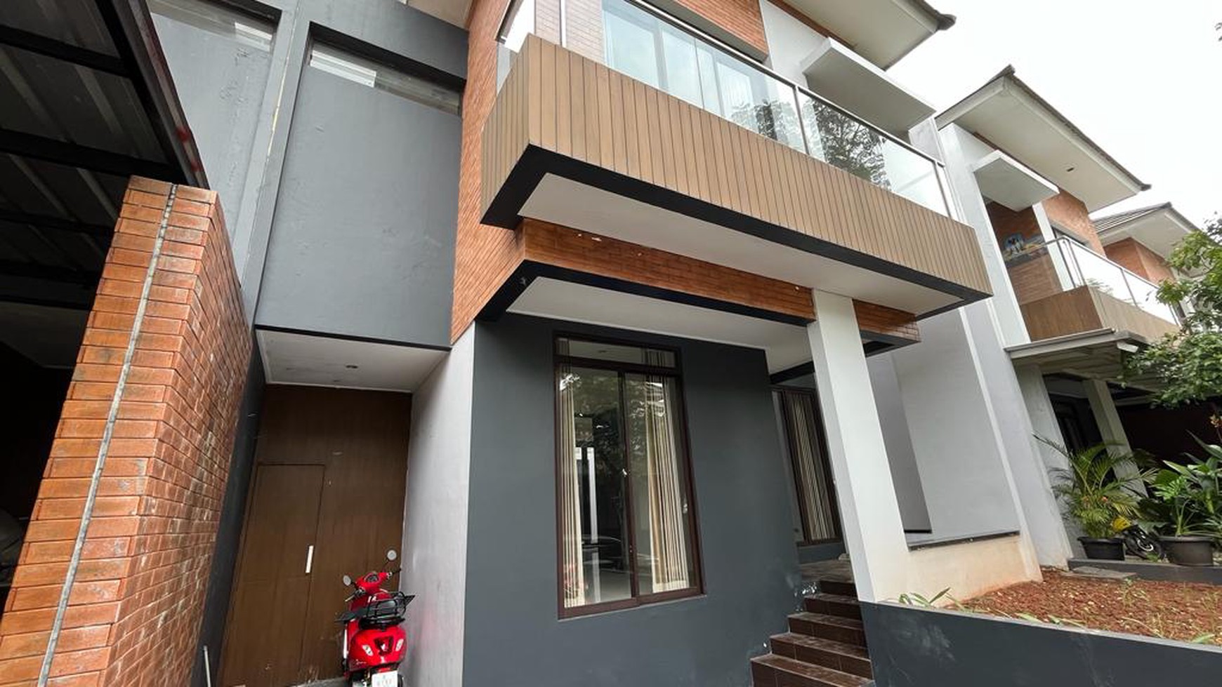 Rumah Bagus Di Discovery Serenity, Bintaro Jaya