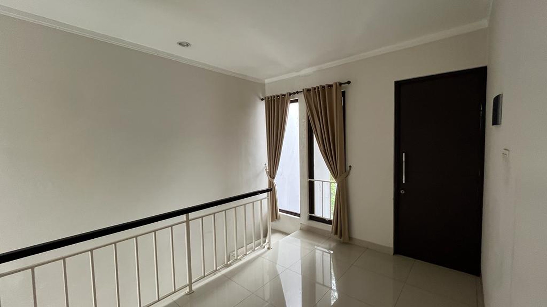 Rumah Bagus Di Discovery Serenity, Bintaro Jaya