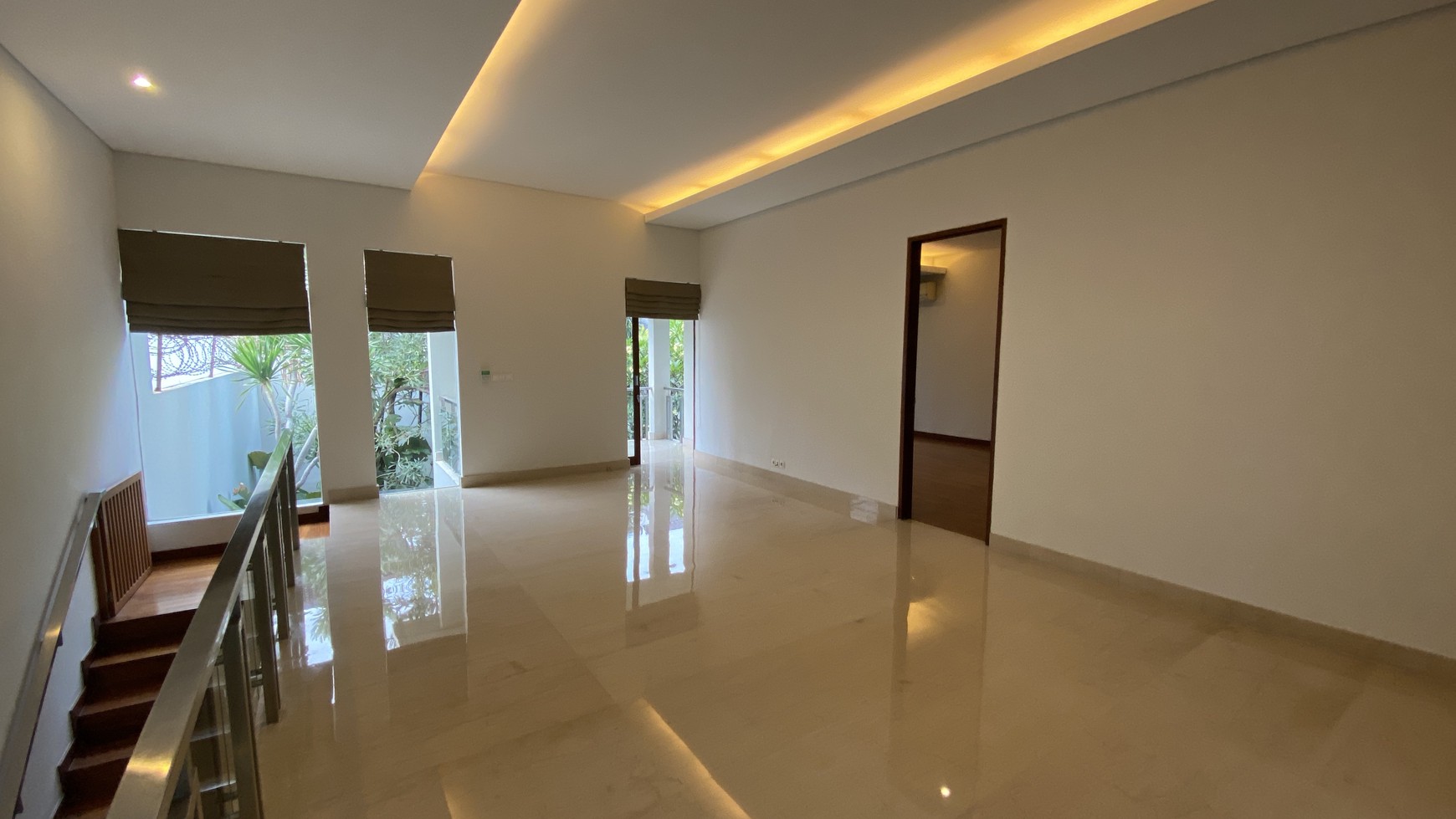 BEAUTIFUL MODERN TROPICAL HOUSE AT KEMANG DALAM AREA, JAKARTA SELATAN