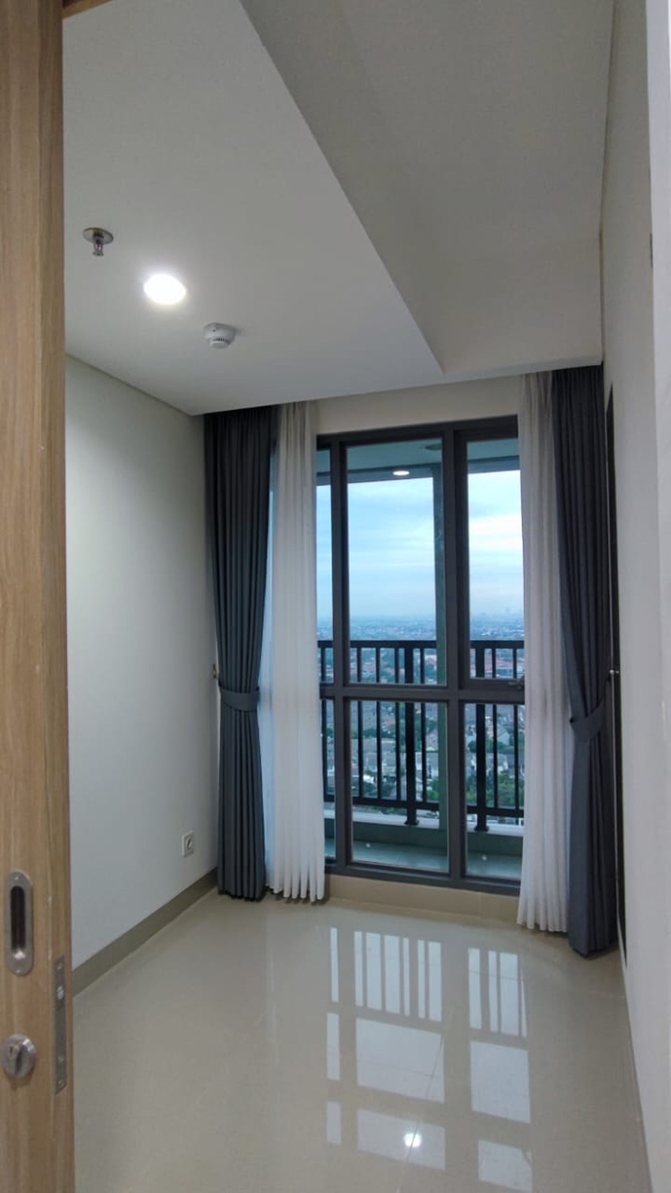 Apartemen Siap Huni di Apartemen Embarcadero, Pondok Aren, Tangerang Selatan