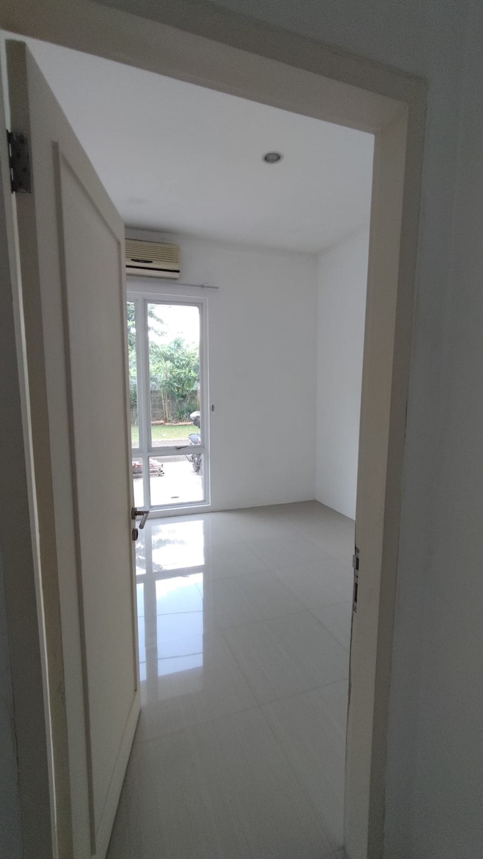 Rumah Bagus Di Gracia Residence Graha Raya Bintaro Jaya