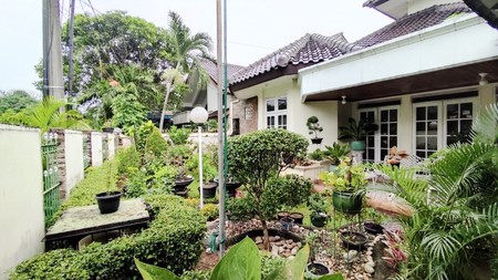 Rumah Bagus dan Siap Huni, Asri di Pejaten, Pasar Minggu, Jakarta Selatan