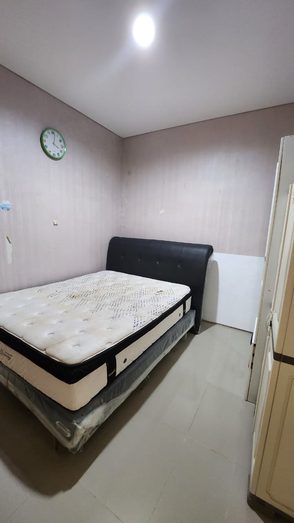 Rumah Royal Residence Wiyung FULL FURNISHED 3+1 K.Tidur Dekat Pakuwon Mall 