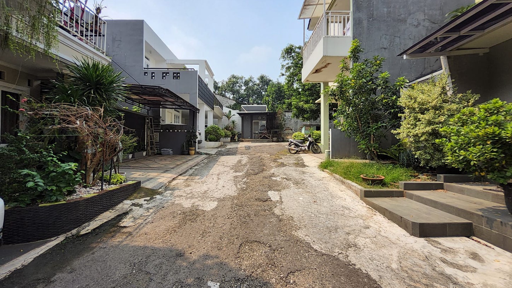 Rumah Bagus Siap Huni di Palem Town House, Jakagarsa, Jakarta Selatan 