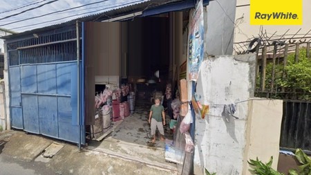 Dijual Gudang SHM Strategis di Jl Rangkah Surabaya