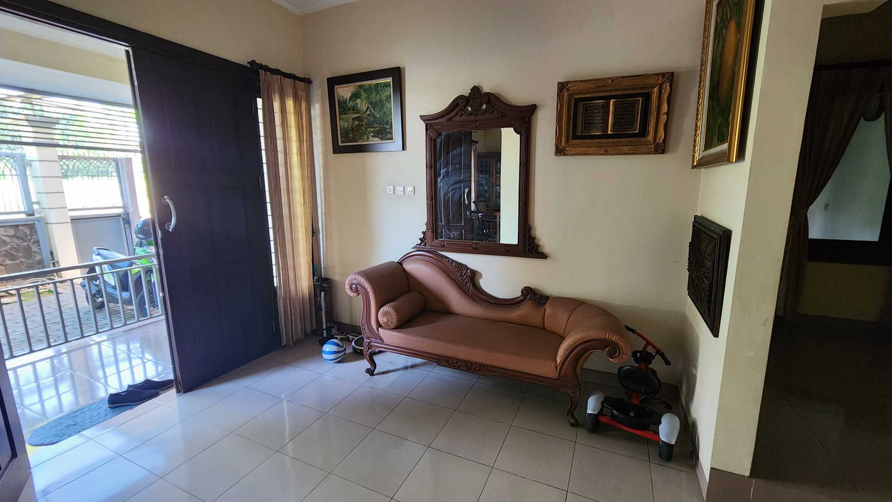 Dijual Rumah Raya Nginden Intan Selatan