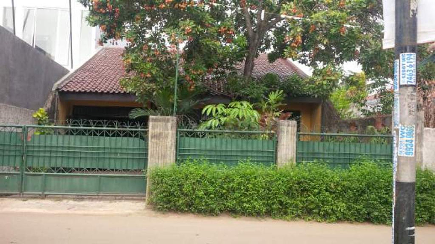 Rumah Siap Huni Harga Menarik di Tegal Rotan.